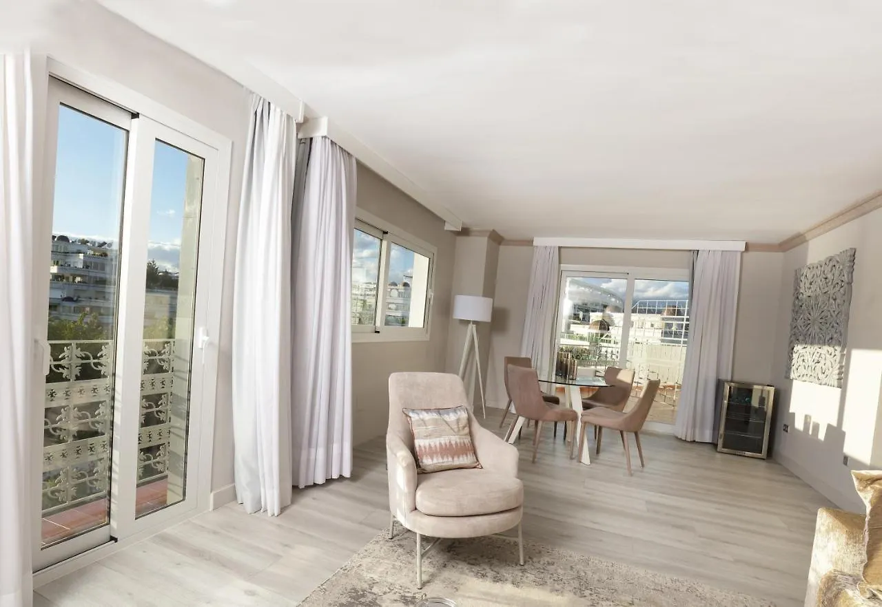 Boutique Hotel B51 Marbella 4*,